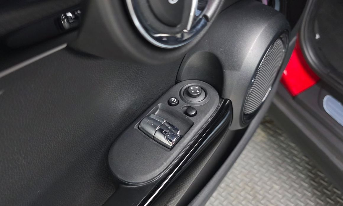 Mini Cooper 2024