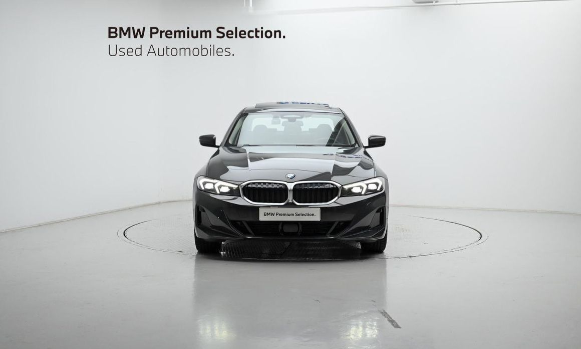 BMW 3-Series 2025