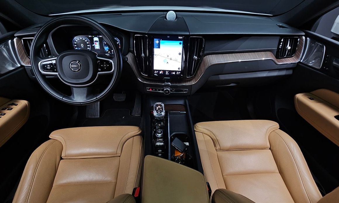 Volvo XC60 2021