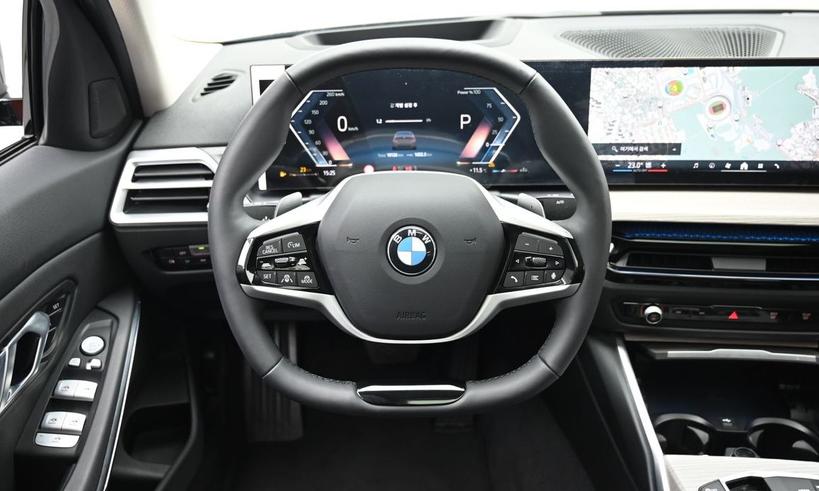 BMW 3-Series 2025