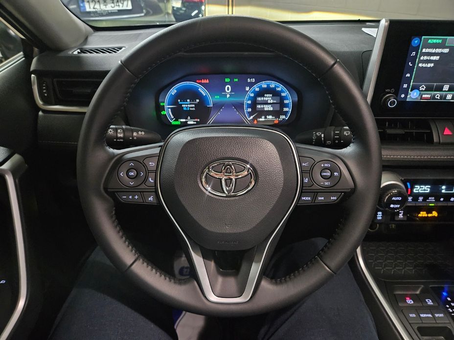 Toyota RAV4 2025