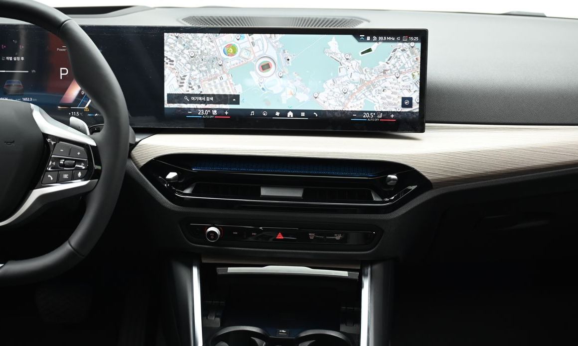 BMW 3-Series 2025