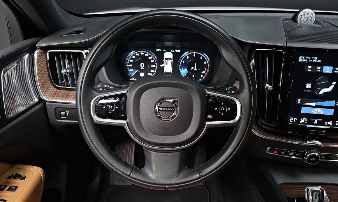 Volvo XC60 2021