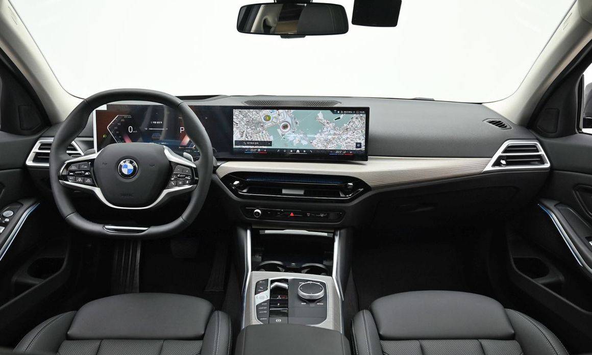 BMW 3-Series 2025