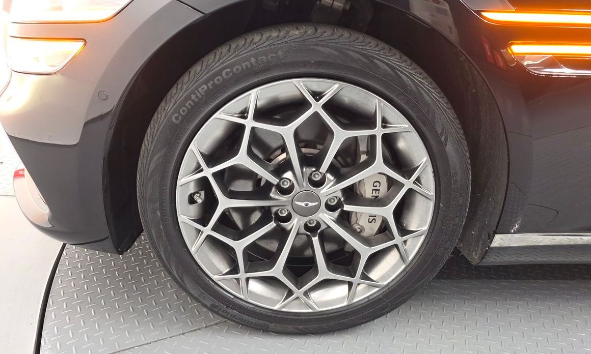 Genesis G80 2023