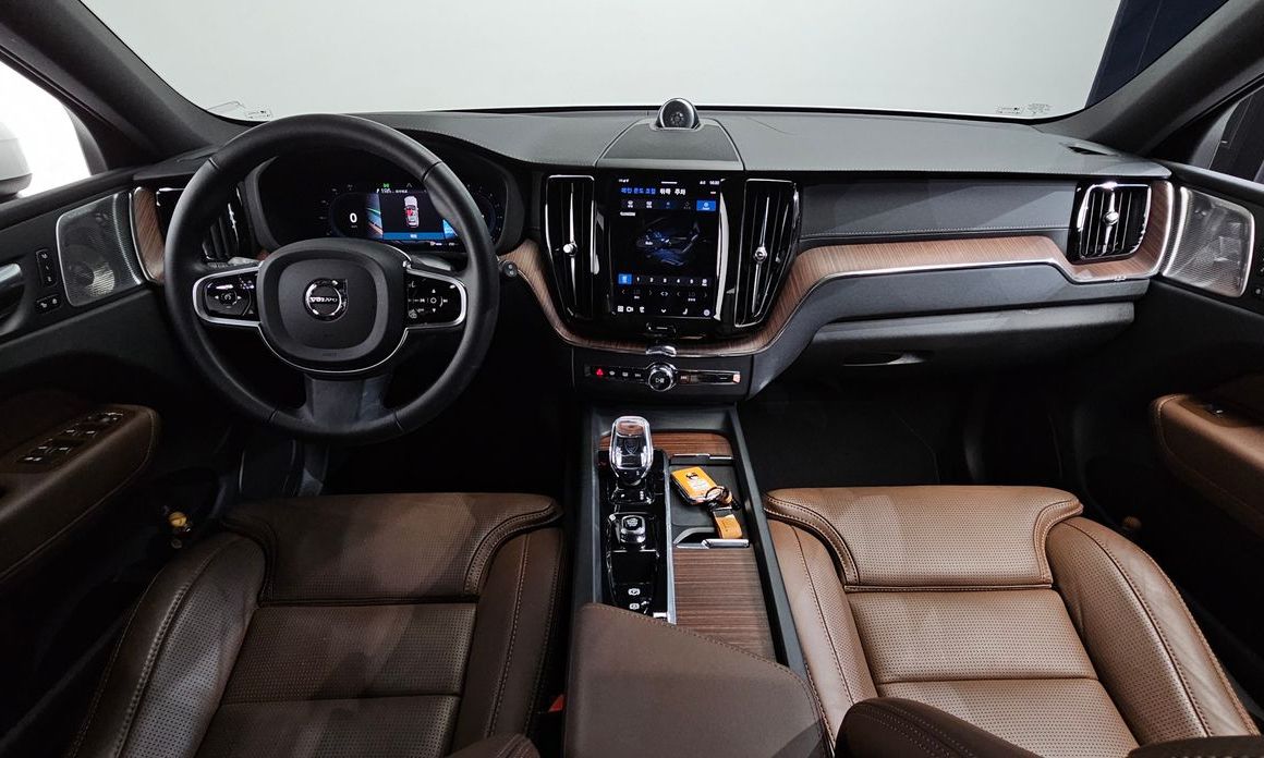 Volvo XC60 2023