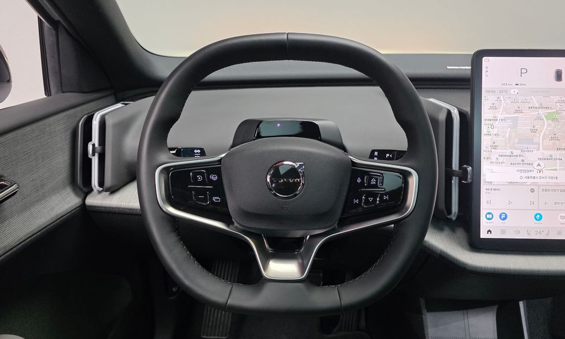 Volvo EX30 2026
