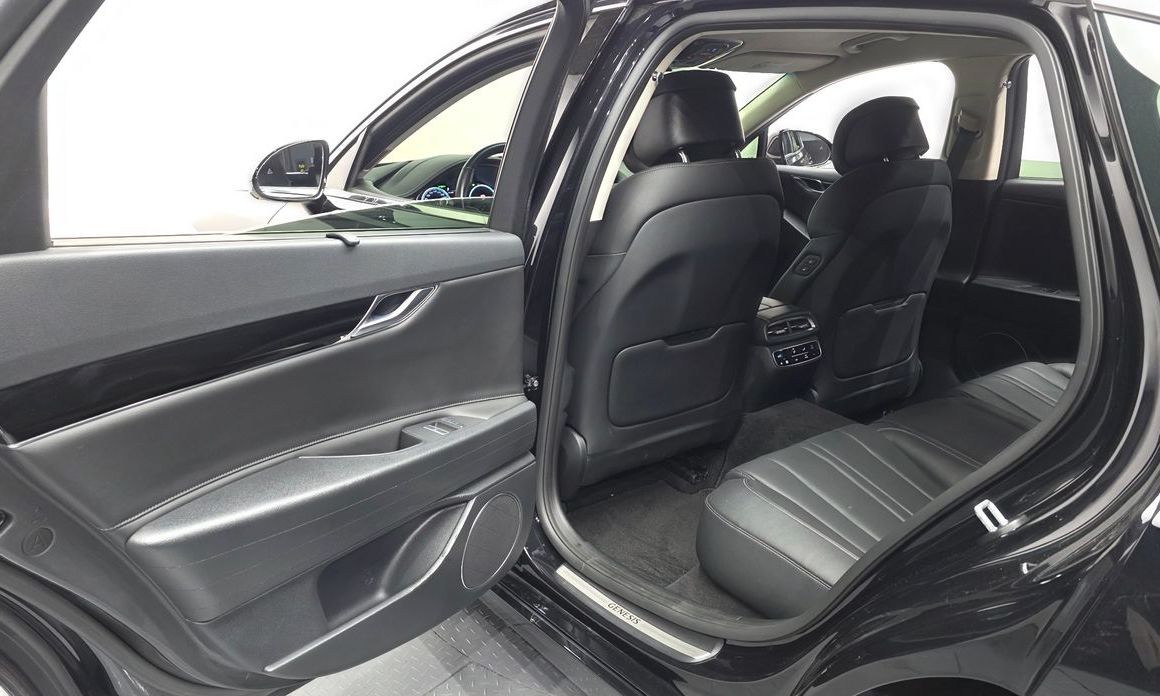 Genesis G80 2023