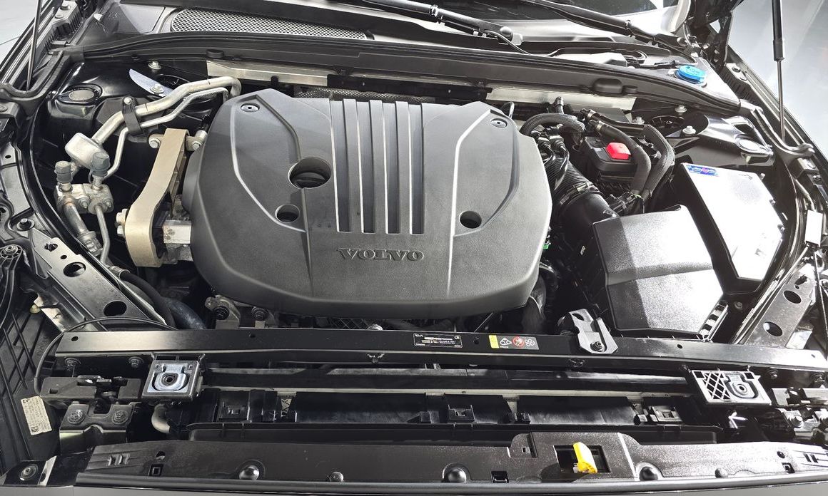 Volvo V60 2023