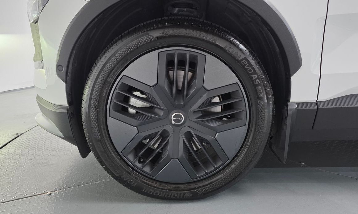 Volvo EX30 2026