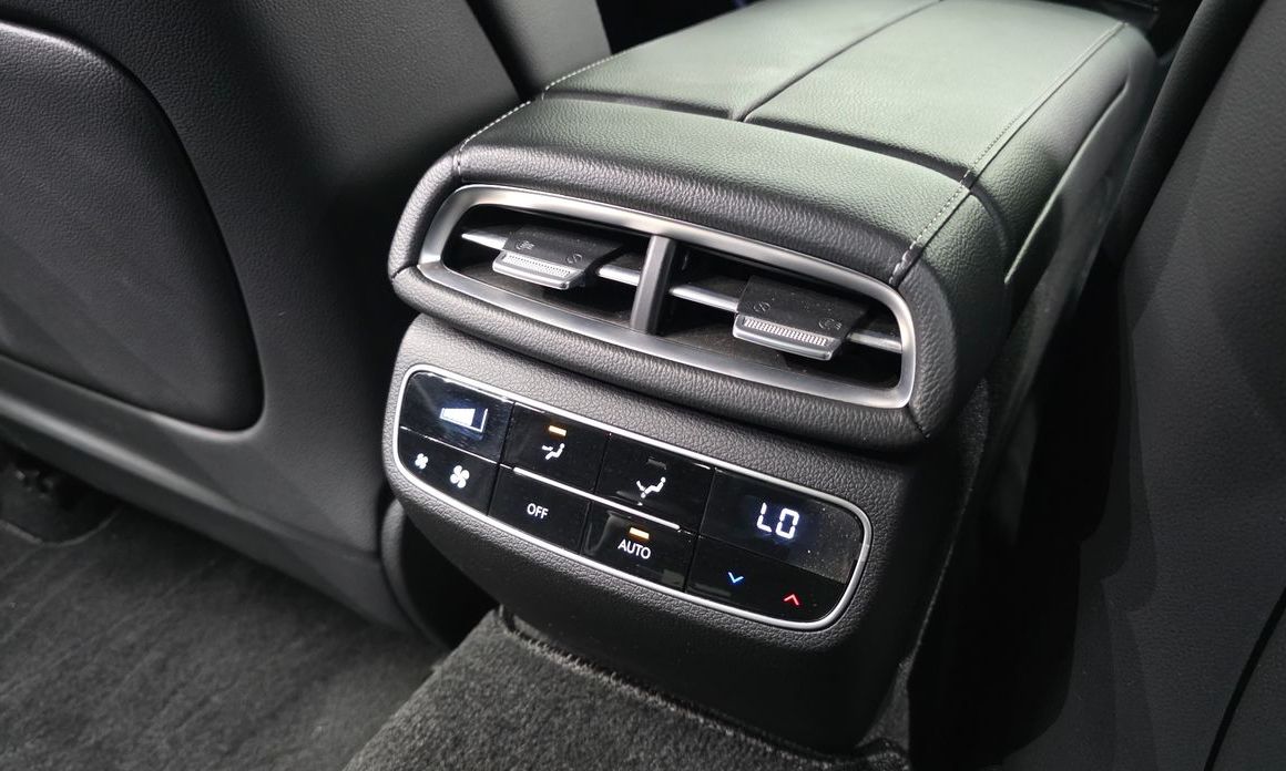Genesis G80 2023
