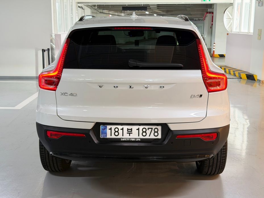Volvo XC40 2026