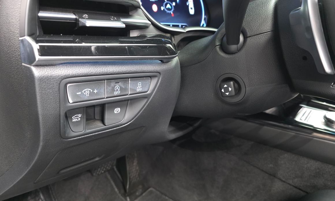 Genesis G80 2023