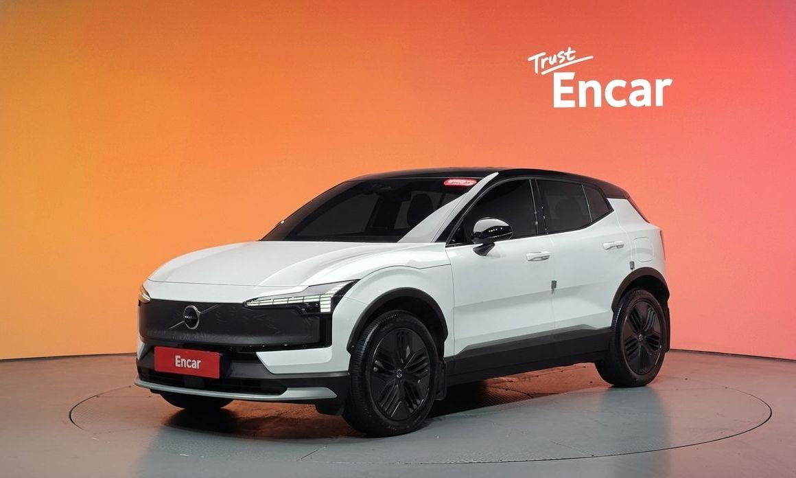 Volvo EX30 2026