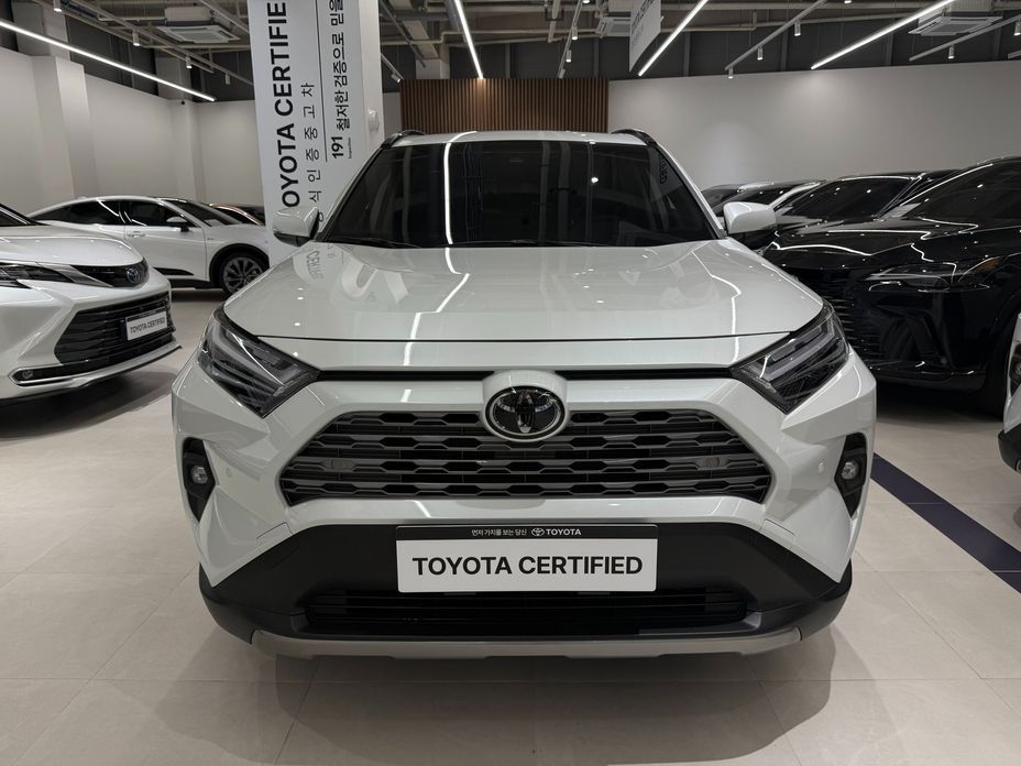 Toyota RAV4 2025
