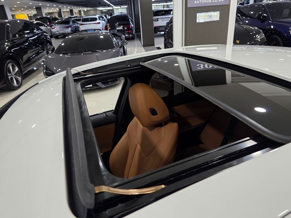 BMW 3-Series 2025