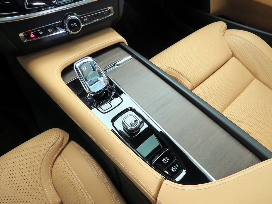 Volvo S90 2024
