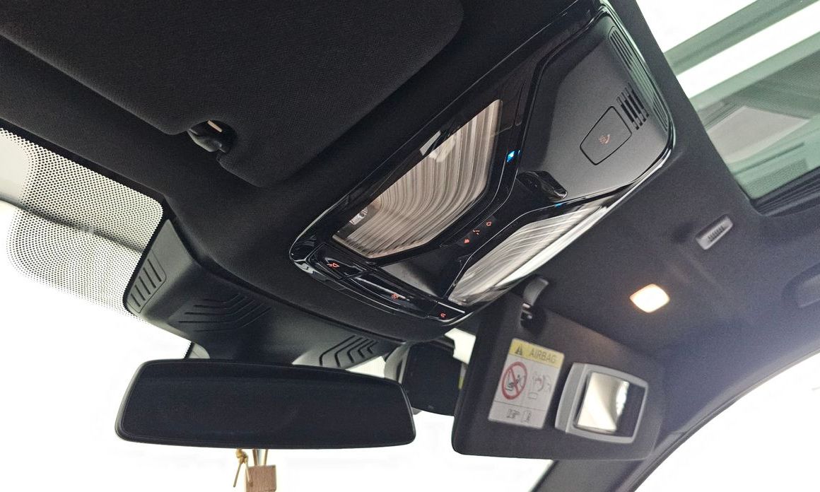 BMW 5-Series 2023