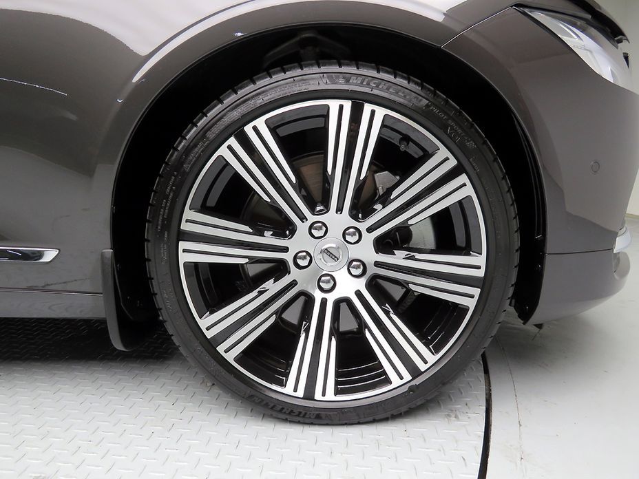 Volvo S90 2024