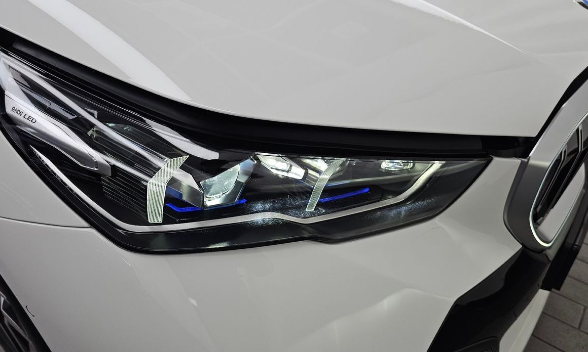 BMW 5-Series 2024