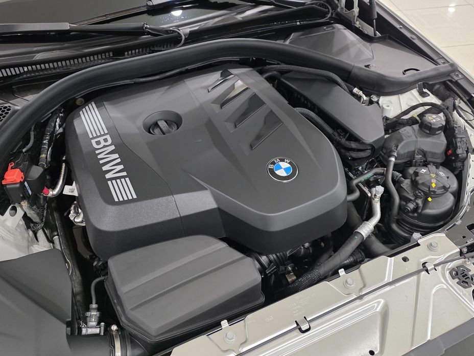 BMW 3-Series 2025