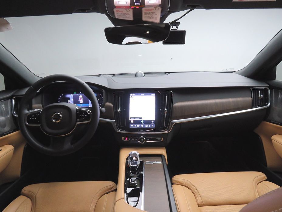 Volvo S90 2024