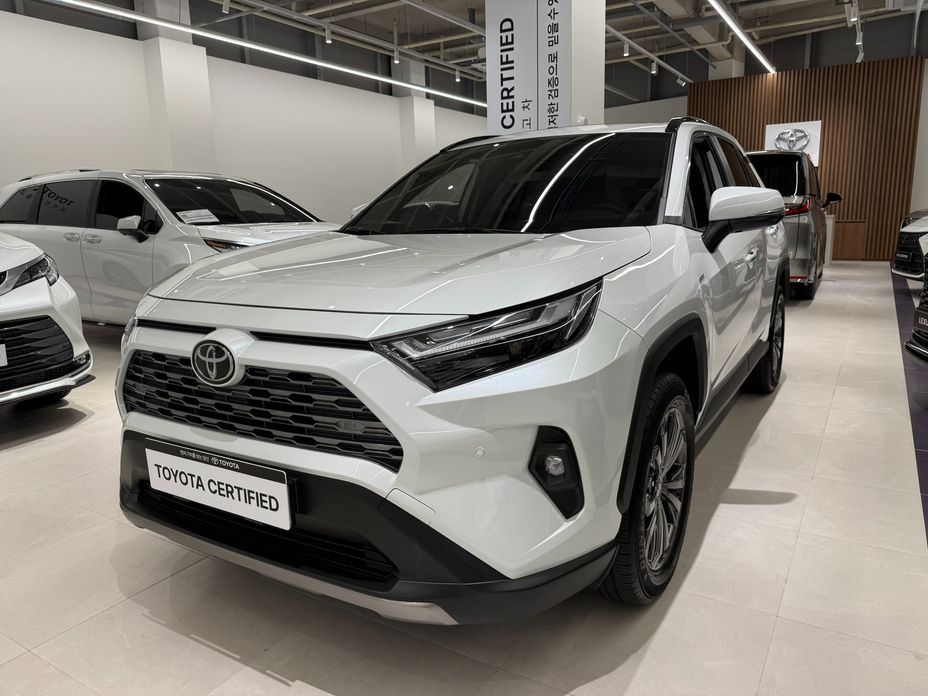 Toyota RAV4 2025