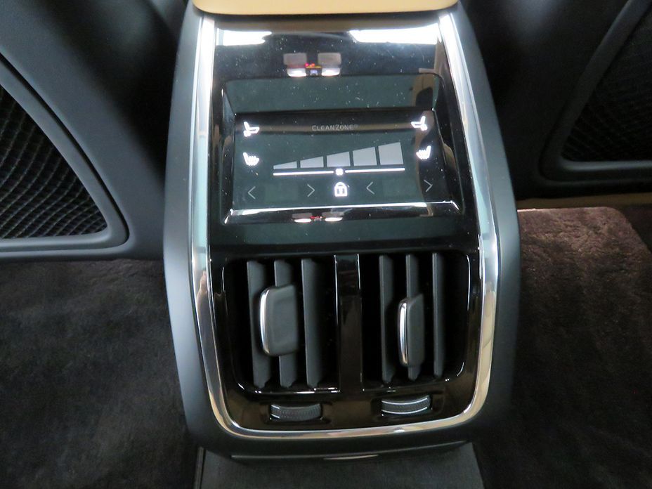 Volvo S90 2024