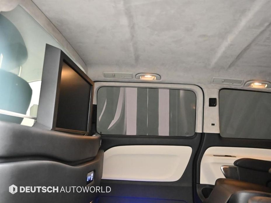 Mercedes-Benz V-Class 2016