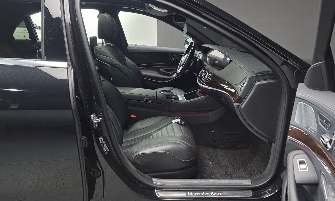 Mercedes-Benz S-Class 2020