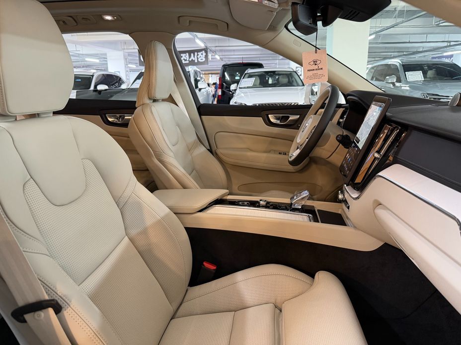 Volvo XC60 2026