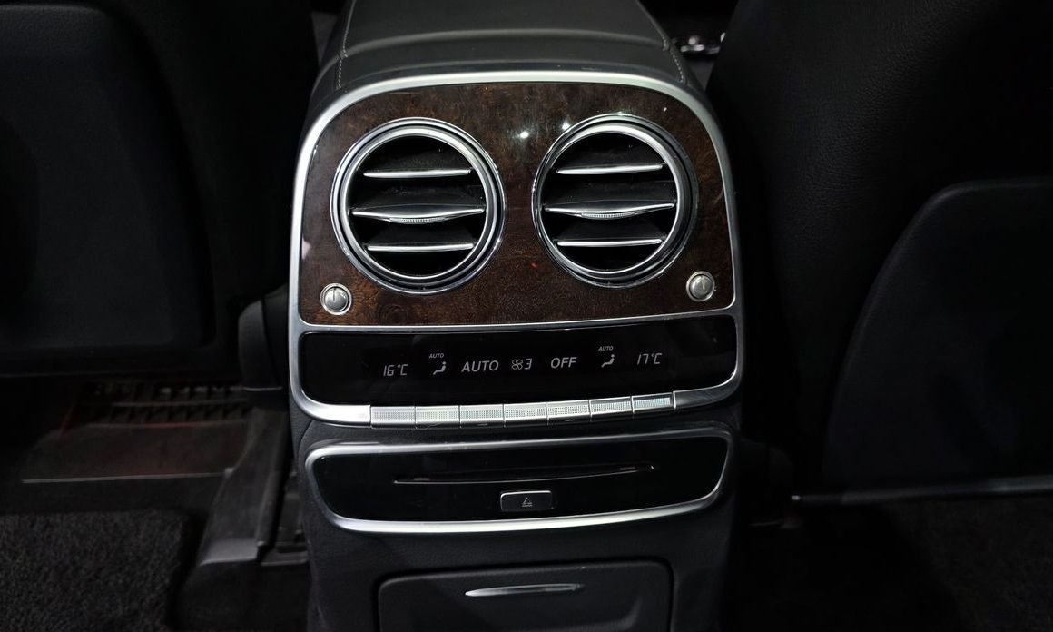 Mercedes-Benz S-Class 2020