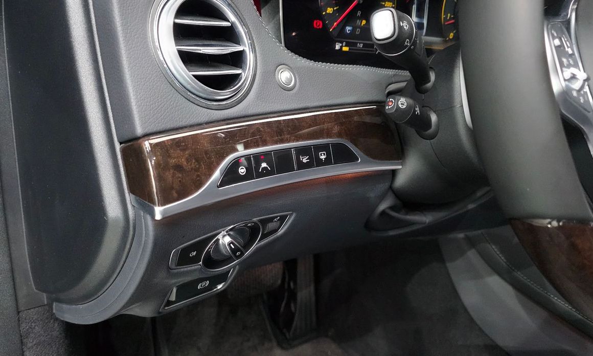 Mercedes-Benz S-Class 2020