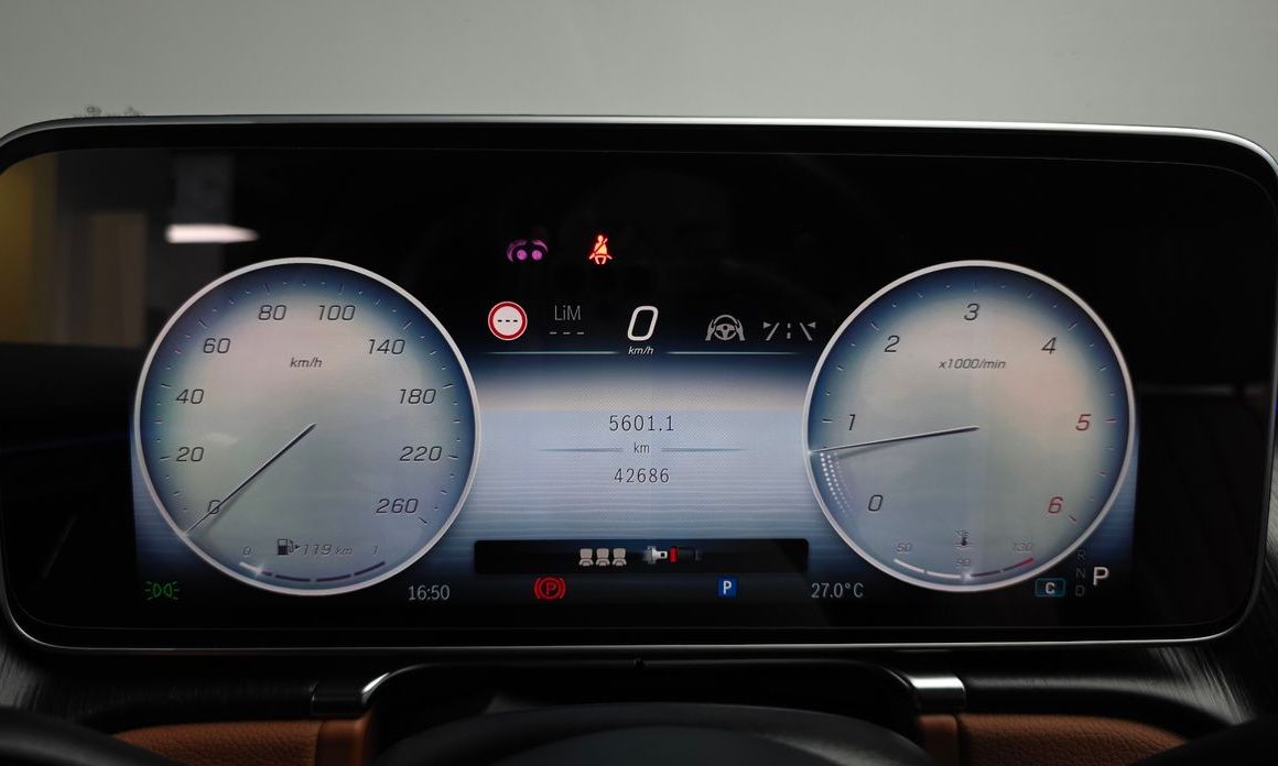 Mercedes-Benz S-Class 2021