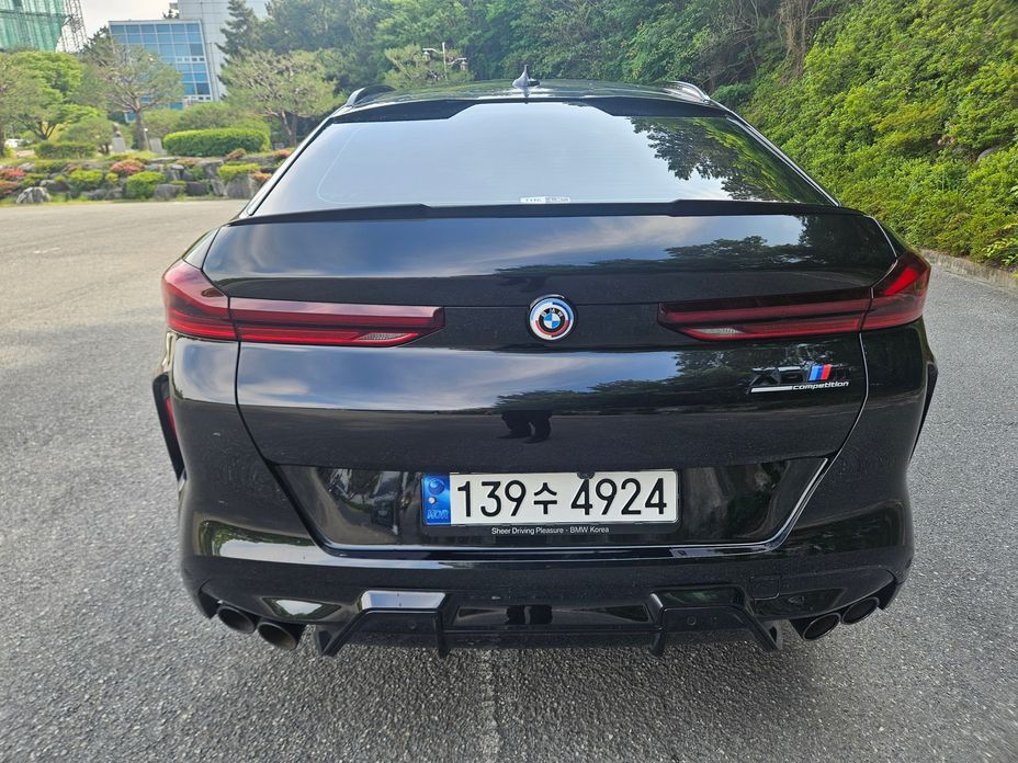 BMW X6M 2023