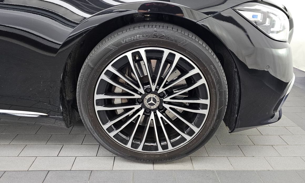 Mercedes-Benz S-Class 2021