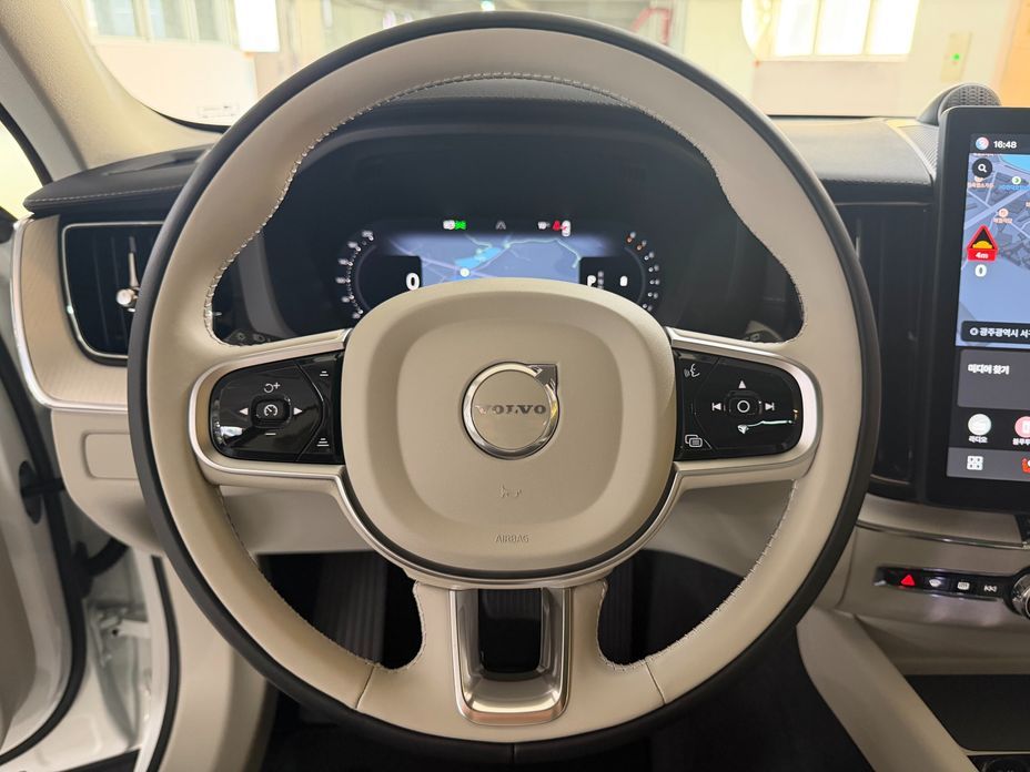 Volvo XC60 2026