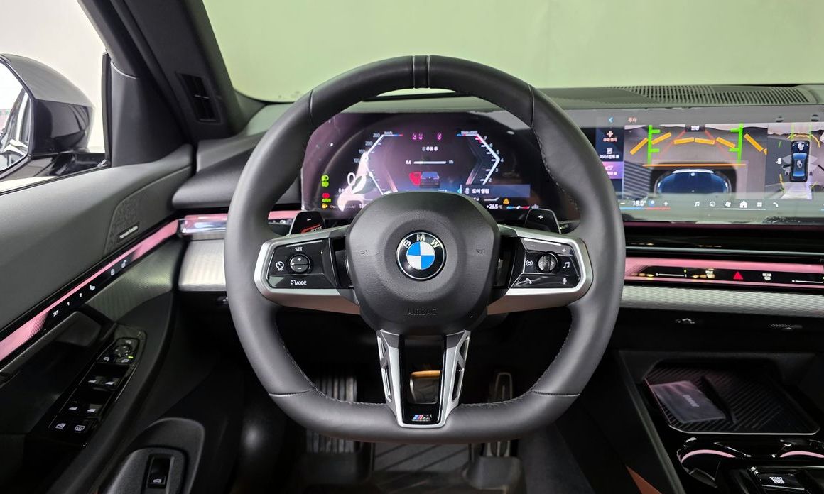 BMW 5-Series 2025