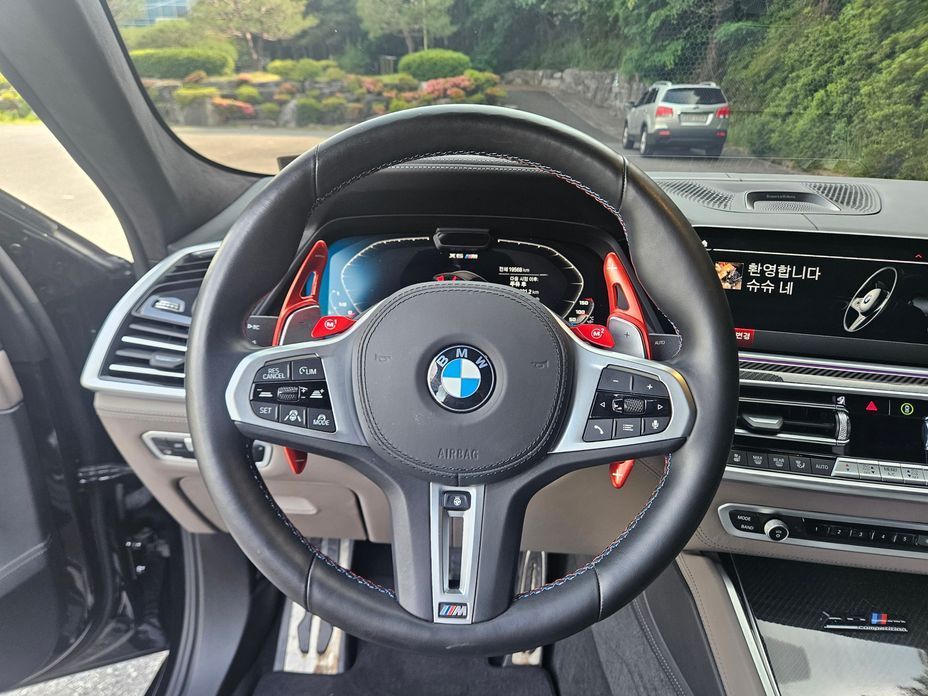 BMW X6M 2023