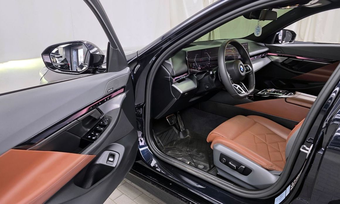 BMW 5-Series 2025