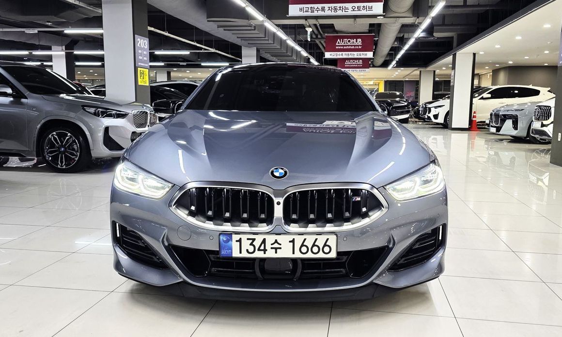 BMW 8-Series 2024
