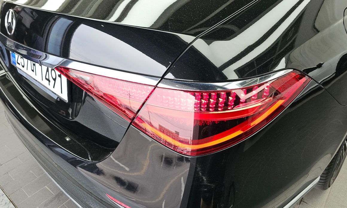 Mercedes-Benz S-Class 2021