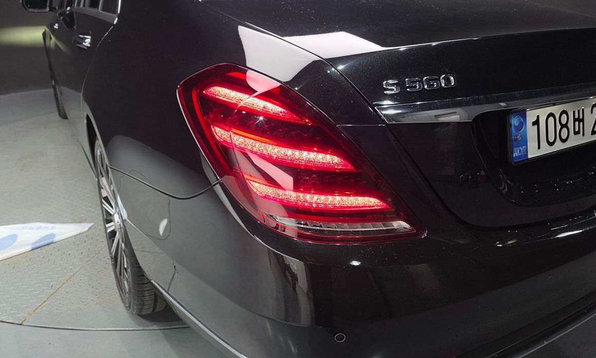 Mercedes-Benz S-Class 2020