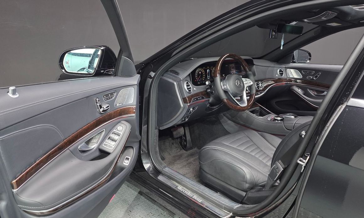 Mercedes-Benz S-Class 2020