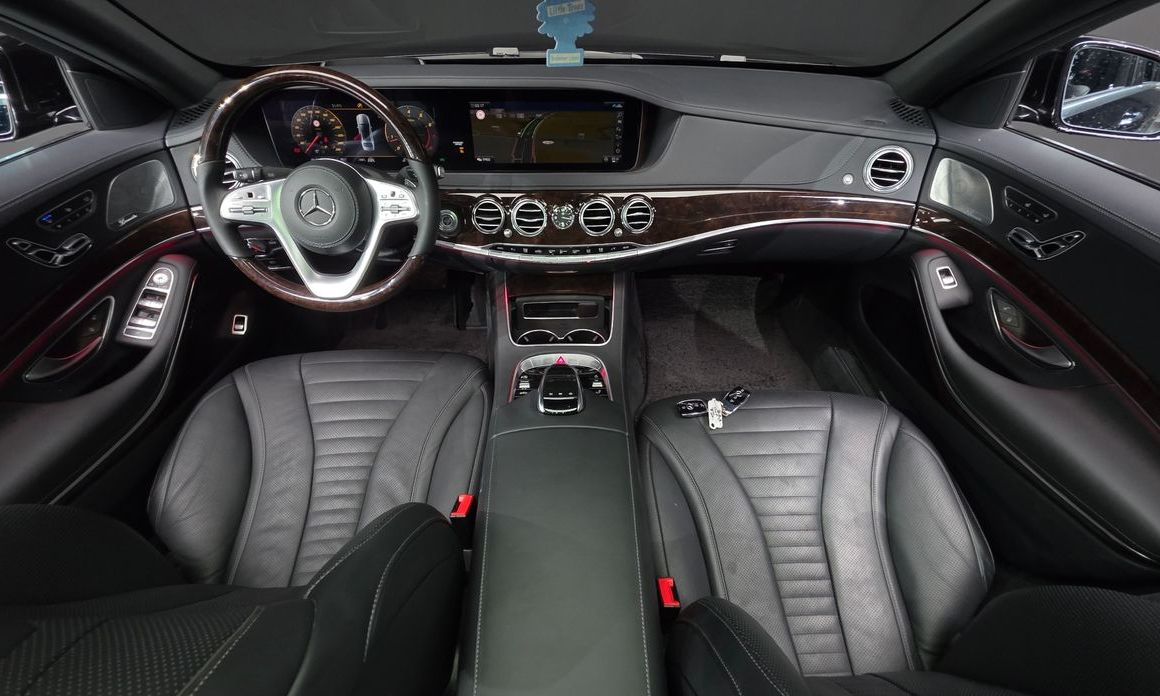 Mercedes-Benz S-Class 2020