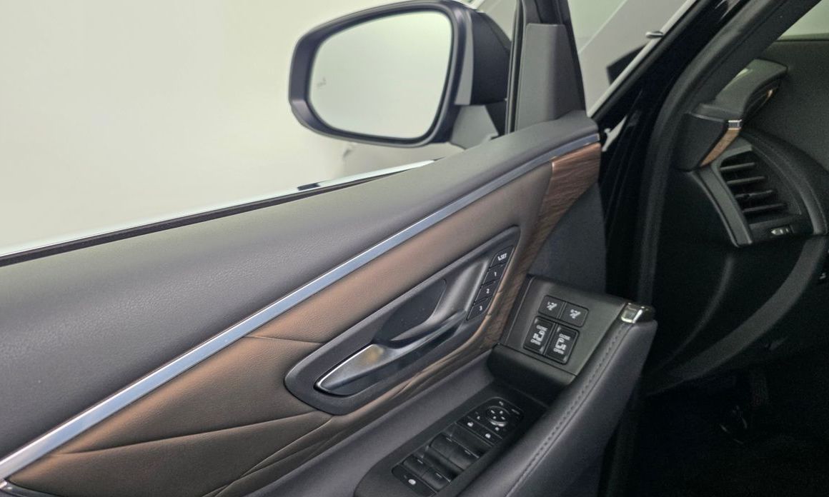 Toyota Alphard 2024