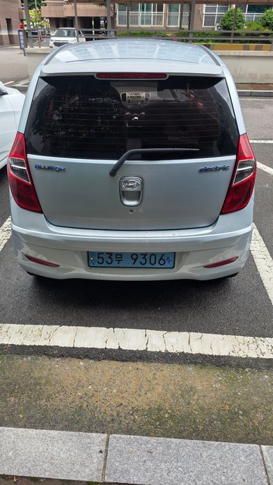 Hyundai BlueOn 2011