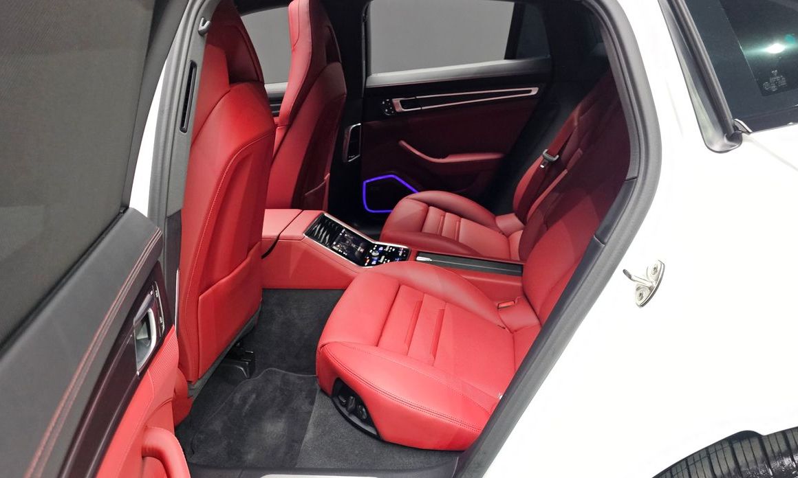 Porsche Panamera 2023