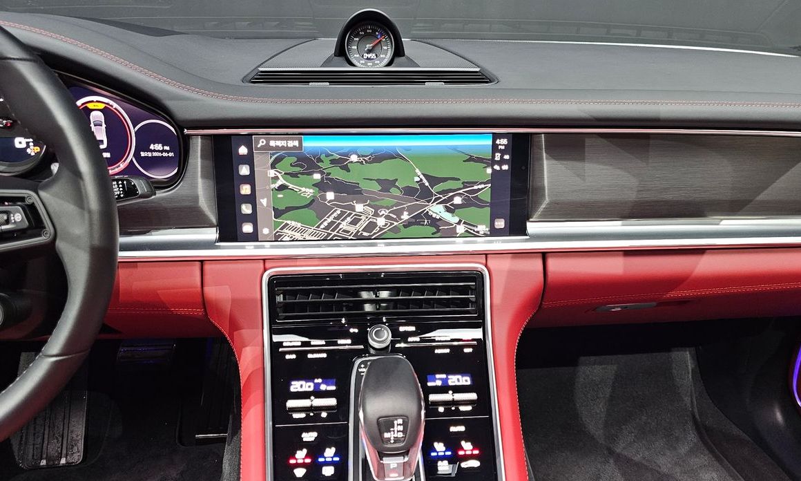 Porsche Panamera 2023