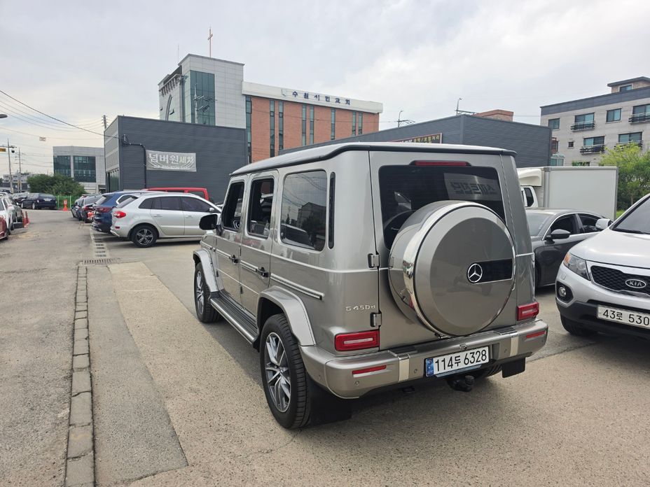 Mercedes-Benz G-Class 2025
